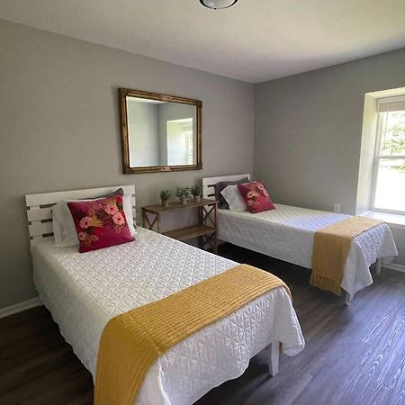 The Deannie Apt #6 - Simple And Homey 2Bd W/ Wifi Hamilton Dış mekan fotoğraf